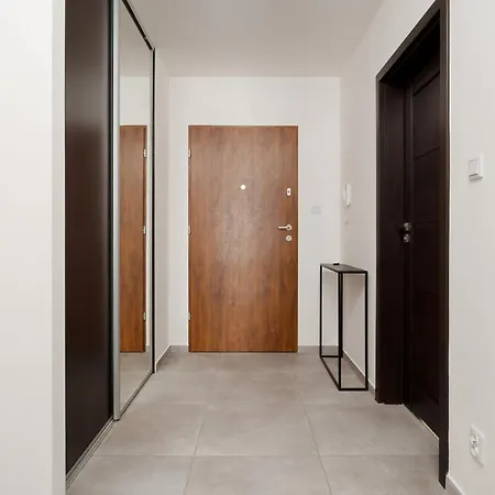 Appartement Lux With Parking, Ac & Balcony On Kepa Mieszczanska By Renters Prestige
