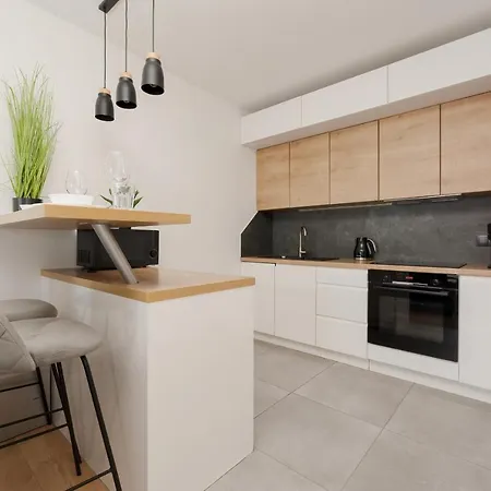 Lux With Parking, Ac & Balcony On Kepa Mieszczanska By Renters Prestige Appartement