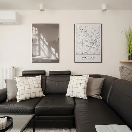 Appartement Lux With Parking, Ac & Balcony On Kepa Mieszczanska By Renters Prestige Wrocław